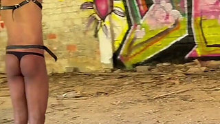 Imperatiz Bella Pune Just for Pleasure