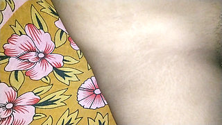 desi cute girl pink pussy.....
