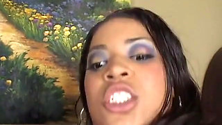 Bubble butt black slut bangs and explodes cum out her sweet pussy