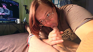 Close up 4K Amateur Girlfriend Blowjob Curvy Brunette with Glasses Sucks and Strokes Cock