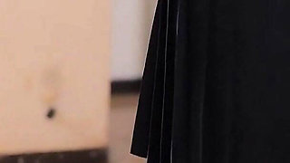 Classmate Who Secretly Lets Me Creampie Her on the Train to School. Chapter.3