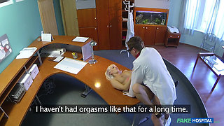 Fake Hospital - Sexy Blonde Sucks a Doctor Cock Before Getting Probed on Office Desk