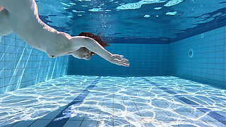 Swimming Fetish - Underwater Swimming Naked