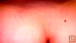 個人撮影旦那とこ無沙汰の熟女に種付けフレス!! 若いヤリチンの性欲処理か大好き熟女!! こんなの旦那に見られたら...と言いつつコスフレも着ちゃう 他人棒無しては物足りない体に...美代子