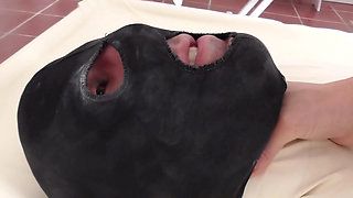 Gagging Martyrdom in Vacuum Bed!