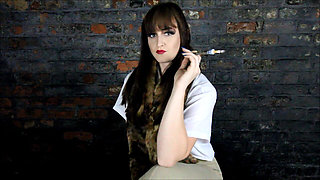 Vivienne L'amour - Smoking Fettish