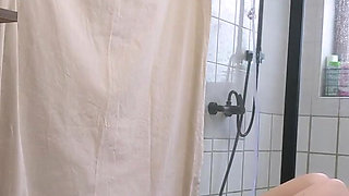 A Full Bag of Water Flowes Into My Little Ass!