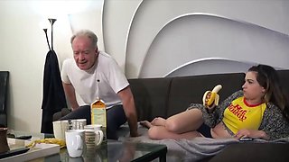 Latinas Tight Pussy Wrecked by Massive English Cock