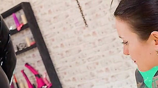 Double Domme Face Sitting with Maz & Anuskatzz