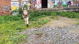 Masturbation at the Lost Place