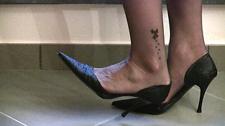 Showing off New Black Decollet