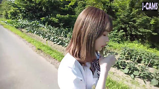 Outdoor Tease. Mischievous Girl and Controlled Release Part2