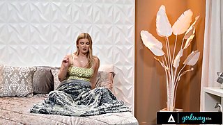 GIRLSWAY - Hot Babe Isabella Jules Accidentally Activates Roommate Sky Wonderland Remote Vibrator