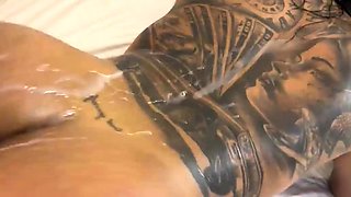 I surprise my stepsister while she rests and receives 2