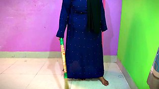 Fucking my Stepmom When she sweeping my room Without pant only wearing a hijab  Abaya  she try to seduce me to sex with her