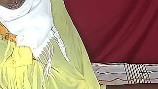 Schoolgirl Masturbates and Cums Before Lessons