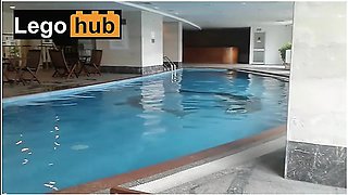 I Pick Up A Hot Cosplay Girl At The Swimming Pool With Harley Quinn