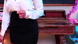 Love Chat Big Boobs Brunette Masturbating For Cam