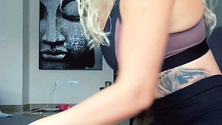 Amazing Amateur Blonde Naked Babe