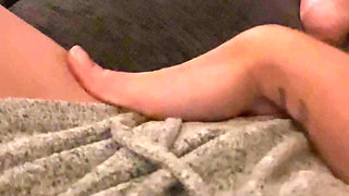 Dared to masturbate infront of boyfriends best friend
