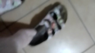 Creamy Slippers
