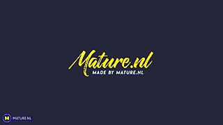 39 Year Old Lynna Nilsson Is My Hot Big Nippled Stepmilf Who Loves To Facesit Me In The Garden