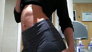 Quick Pussy Rub in Gym Bathroom - Solo Female Orgasm