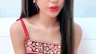 Adorable Japanese teen Izumi Koizumis pussy toyed until