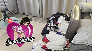 All Natural Big Tits Long Legs Fitness Teacher Came for Try on Turned Into Softcore Porn Casting