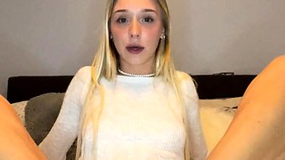 Ebony babe foot fetish