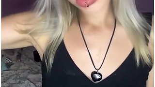 Blonde lights up with a filter, exuding sensuality