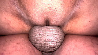 aaj raat me room me so rahi thi to mere jethji aaye or mere se pani manga or me pani dene