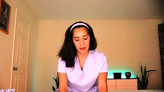 Amateur Webcam Teen Flashes Masturbates