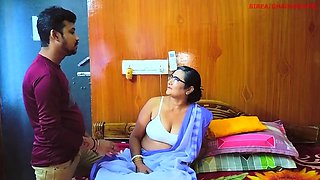 Horny fucking grand with grand desi chodachudi when grany alone at home..