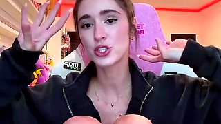 Natalie Roush Flaunts Her Oiled Up Sexy Curves On Livestream