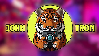 Johntronx - a Blowjob and a Quickie in a Dark Public Toilet