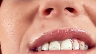 Couple spends a sex weekend in the hotel and inaugurates the room