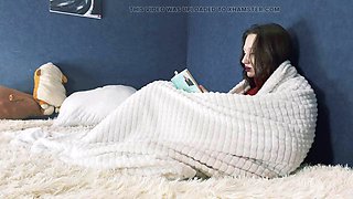 JessLux Drenched in Cocoa and Marshmallows as Tiny Roommate Nightmare