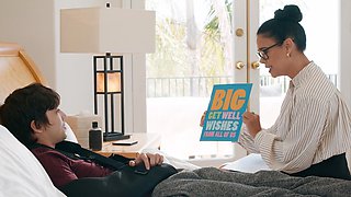 Dana Vespoli's luscious lips devour Ricky Spanish in a raunchy blowjob