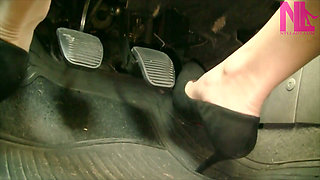 Soft Driving in Suede Black Classic Louboutins