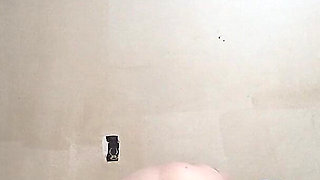 Twerking N Squirting Slut