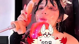 Tattoed Amateur Webcam Girl Hot Dildo Action Masturbation