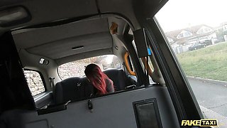 Beauteous Cindy's taxi movie