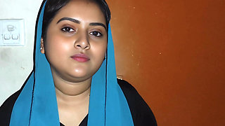 Viral indian beautiful girlfriend cooks food for boyfriend and brings it home then has romantic sex with boyfriend.