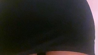 amateur amali2015 flashing ass on live webcam
