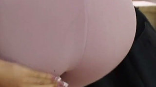 Oups I Wet My Leggins