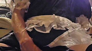 Sissy Maid fucks her hole with dldo