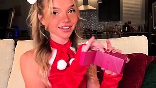 Hottest Amateur 19yo Blonde Teen going solo on Webcam