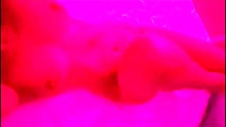 elle se donne a des mecs bien pervers