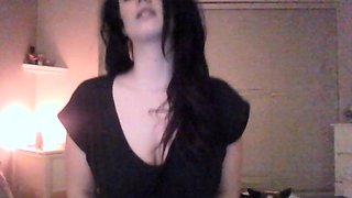 Close up MILF masturbation